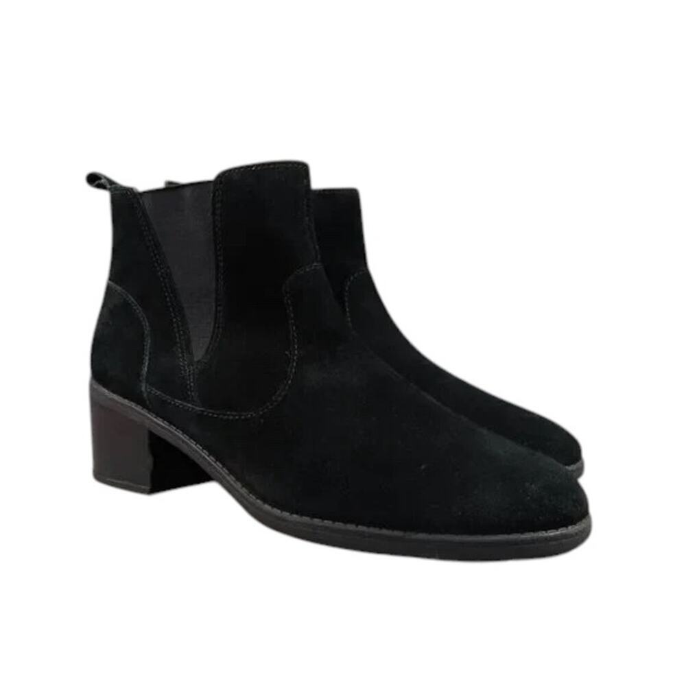 Clarks Shoes Womens 10 Boots Classic Block Heel Leather Nevella Fashion Black